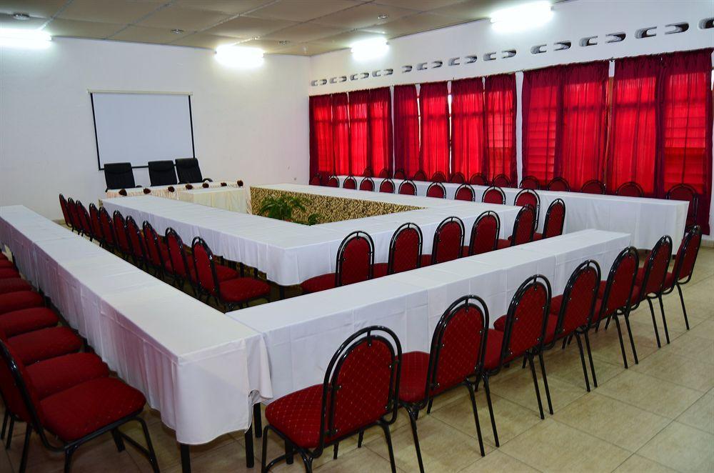 מלון בוג'ומבורה King'S Conference Centre מראה חיצוני תמונה